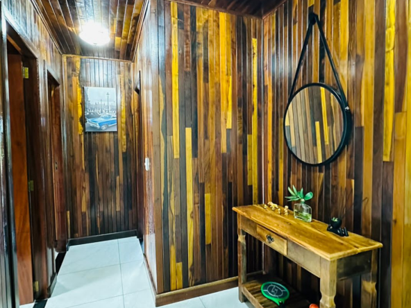 Casa em Condomínio Fechado em Guararema - Bairro Paião - 05