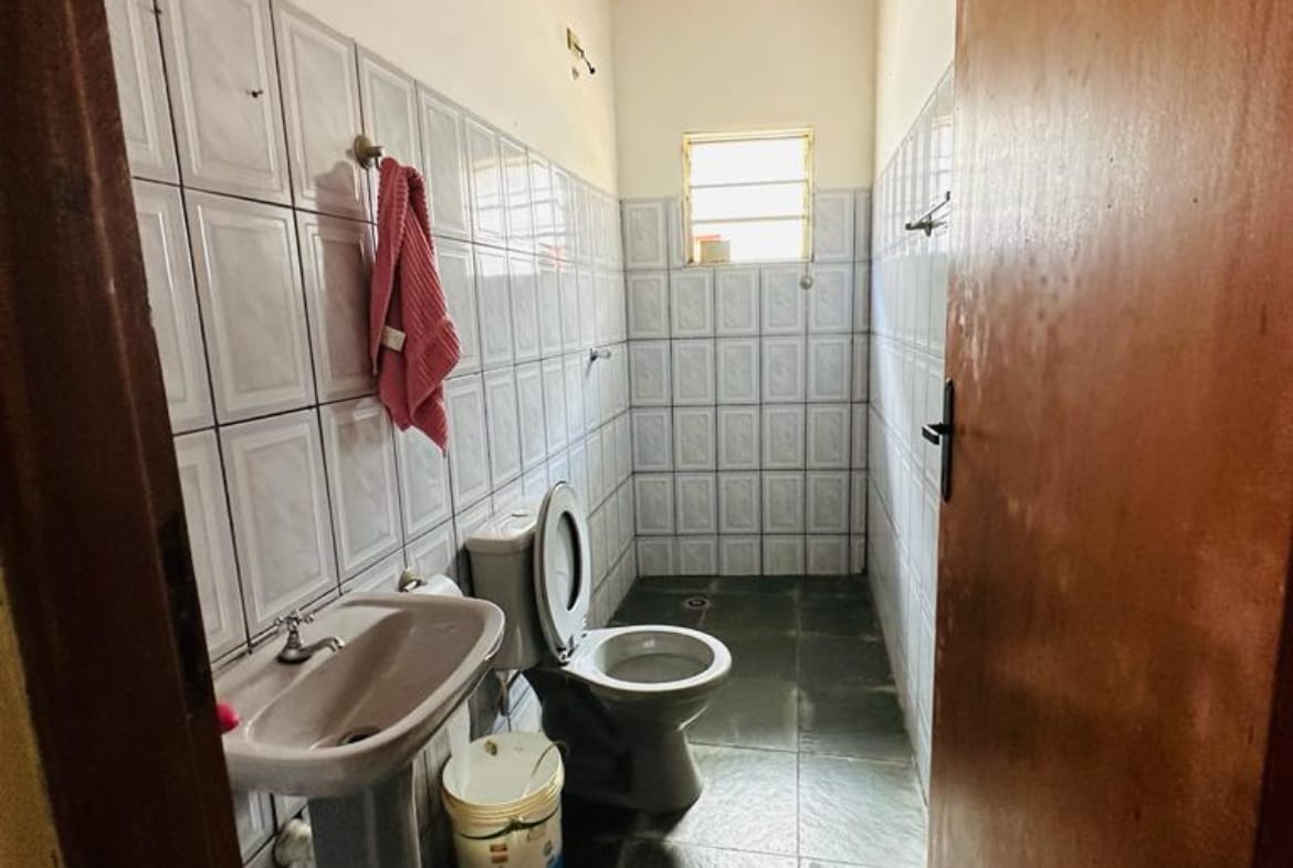 Casa Em Guararema - Bairro Jardim Itapema - 05