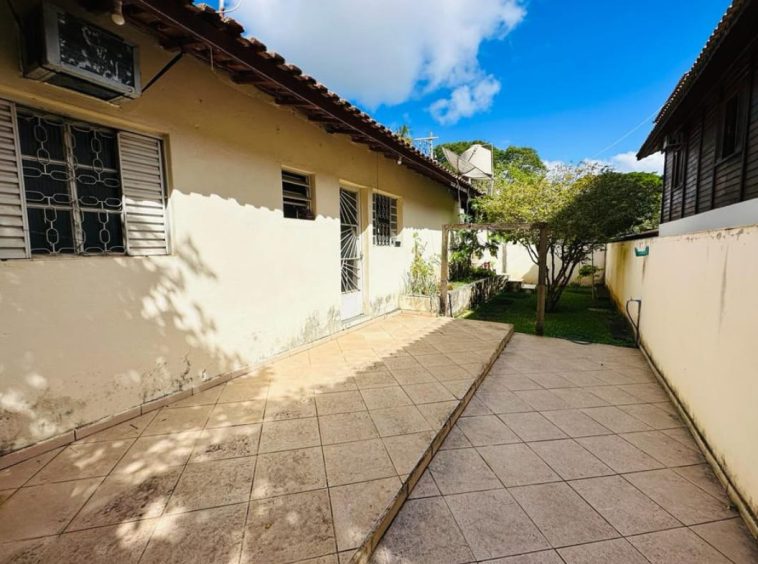 Casa Em Guararema - Bairro Jardim Itapema - 04