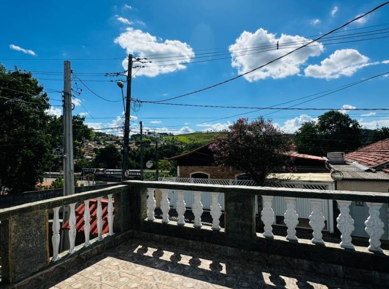 Casa em Guararema - Bairro Centro - 11