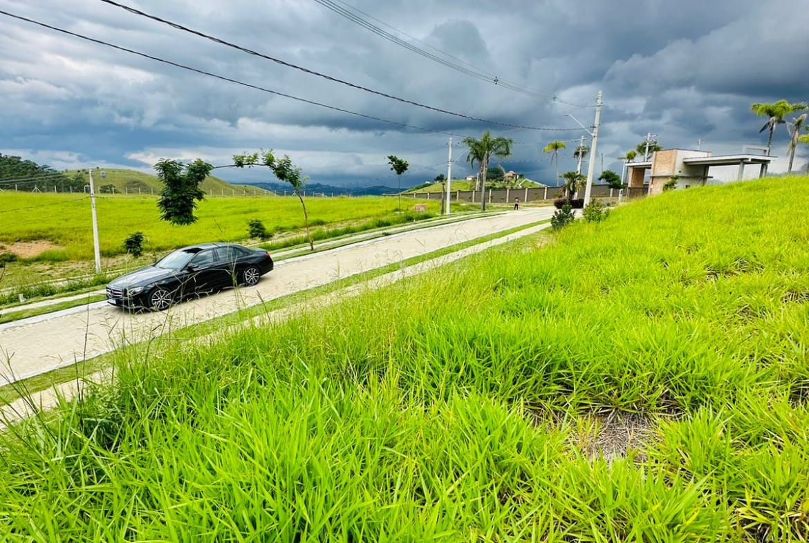 Terreno em Condomínio em Guararema - Bairro Itaoca - 01