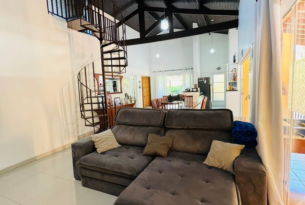 Casa Térrea em Bairro Nobre de Guararema - 18
