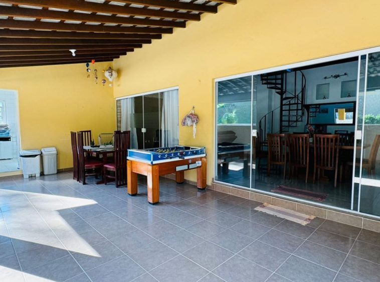 Casa Térrea em Bairro Nobre de Guararema - 01