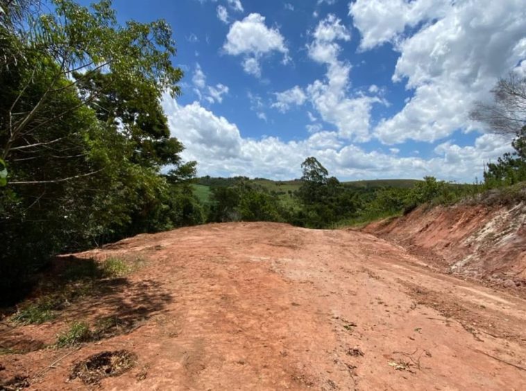 Terreno em Santa Branca - 05