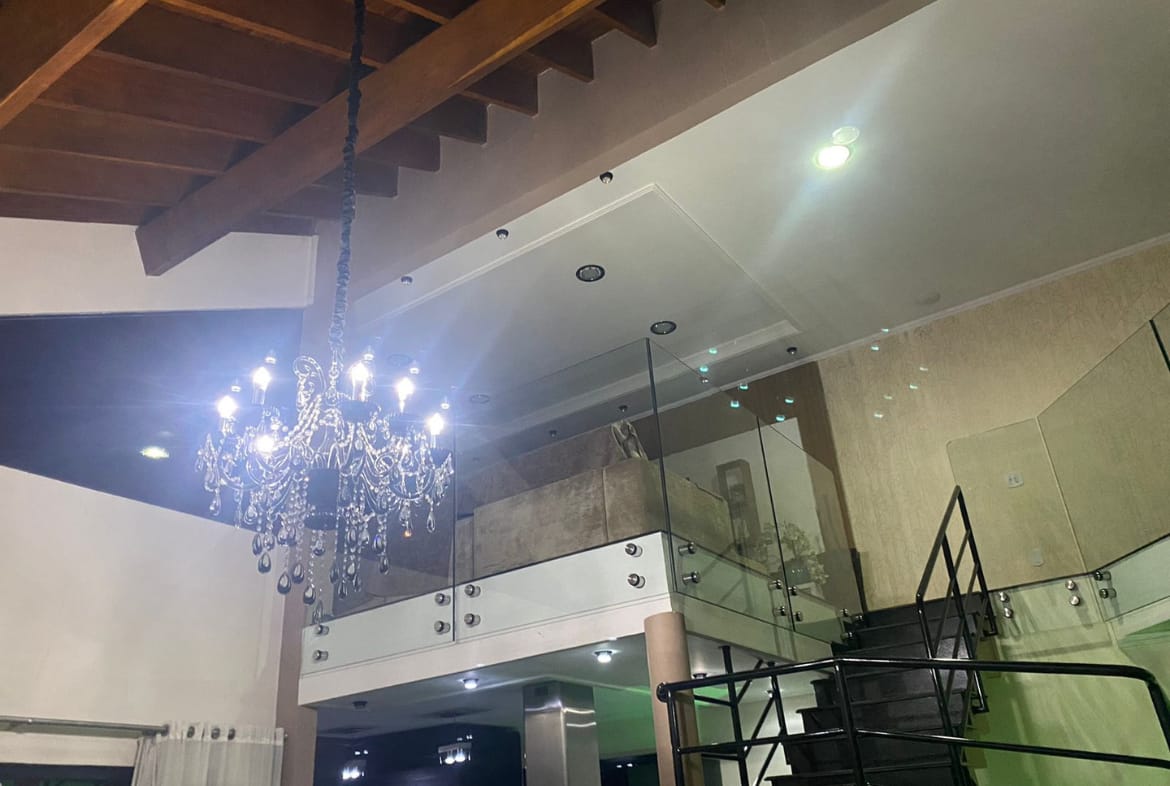 Casa Luxuosa em Guararema - 18