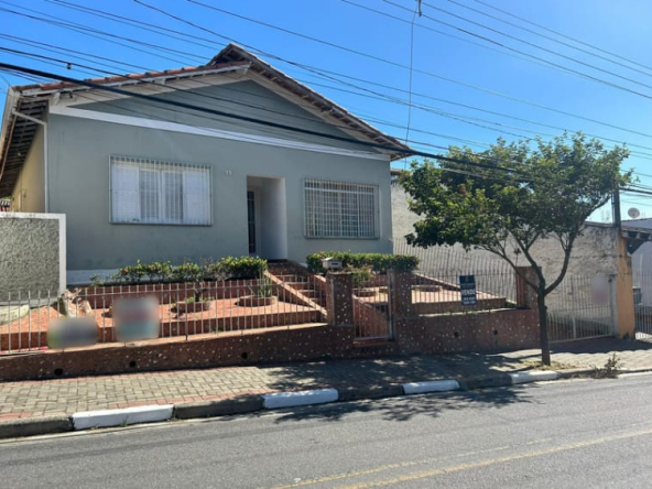 Casa Térrea No Centro De Guararema - 01