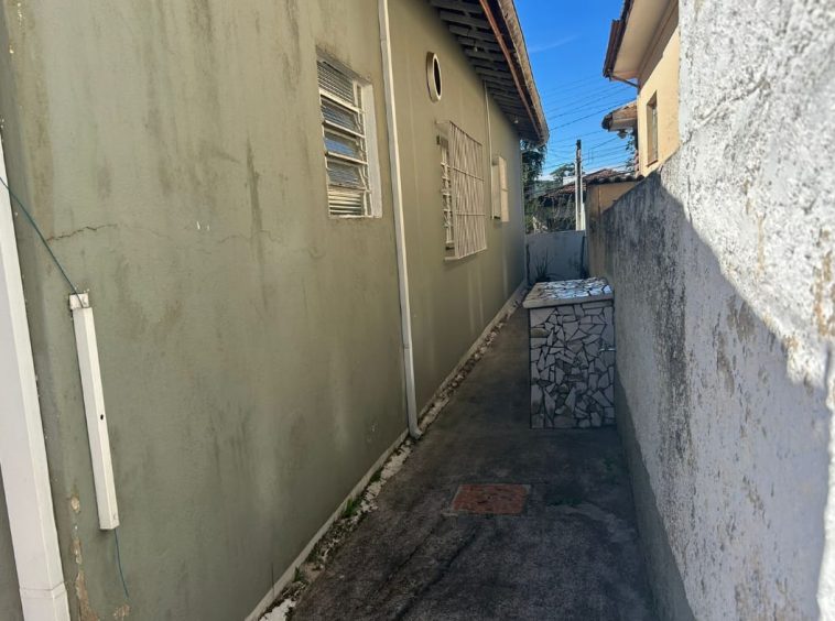 Casa Térrea No Centro De Guararema - 09
