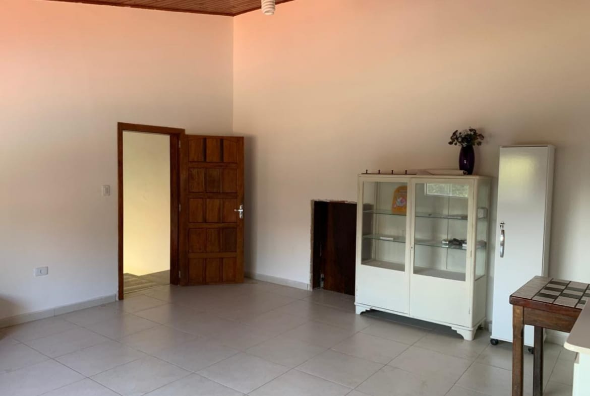 Casa à Venda em Guararema - Vale dos Eucaliptos - 06