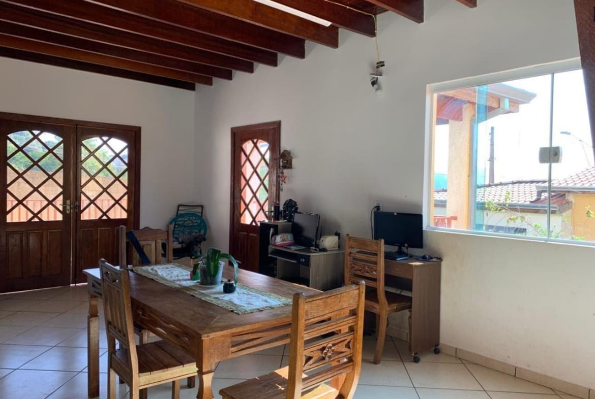Casa à Venda em Guararema - Vale dos Eucaliptos - 08