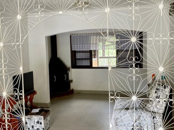 Casa com Piscina em Guararema - 10