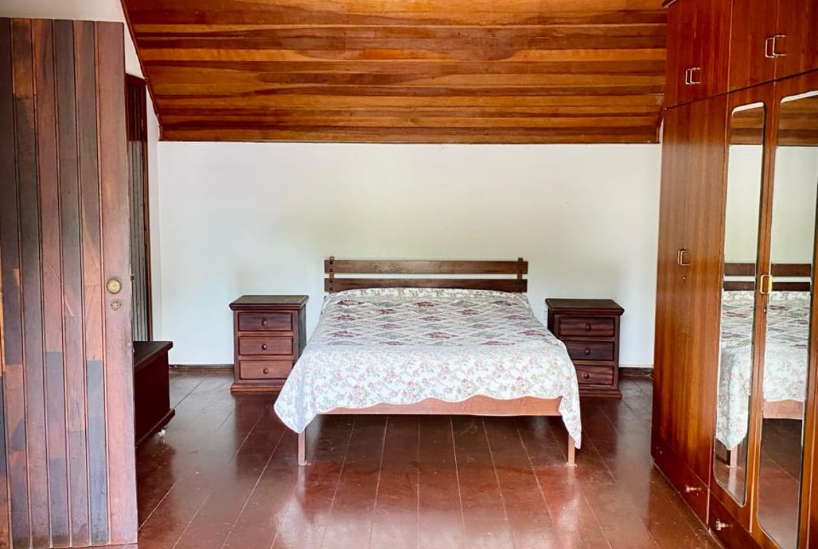 Casa com Piscina em Guararema - 11