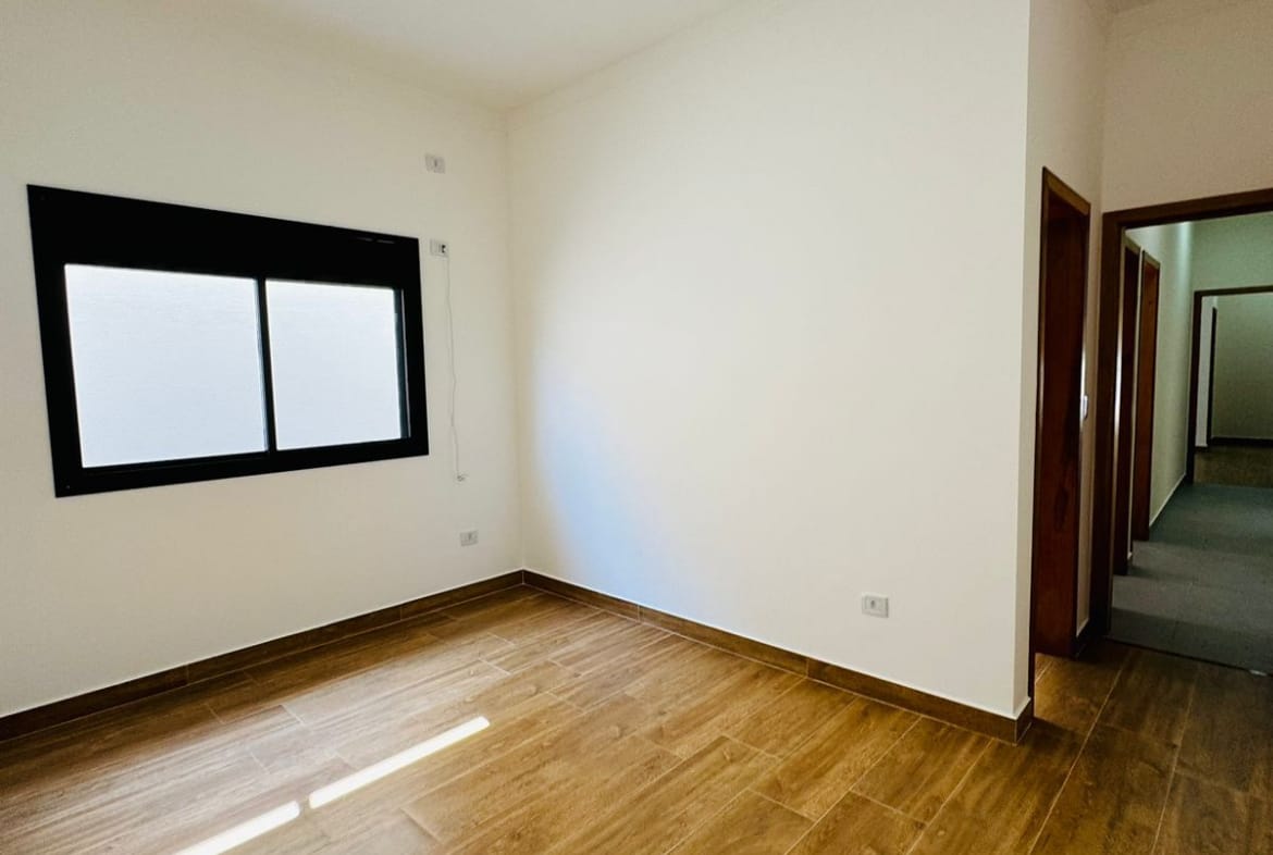 Casa Nova e Térrea à Venda em Guararema - 12