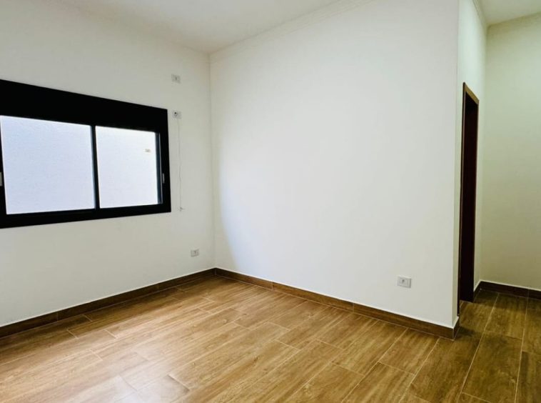 Casa Nova e Térrea à Venda em Guararema - 15
