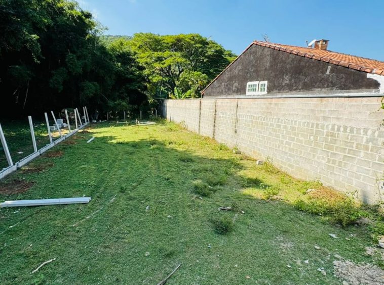 Casa Nova e Térrea à Venda em Guararema - 08