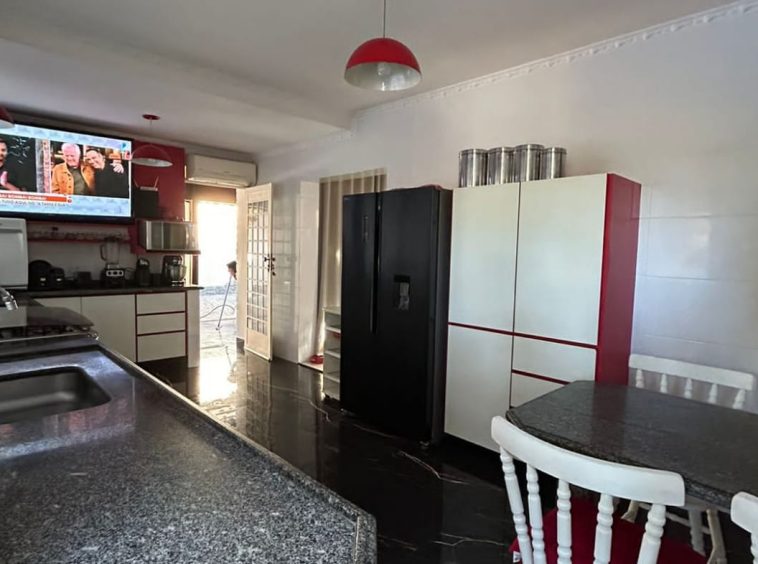 Casa no Alpes de Guararema - 11