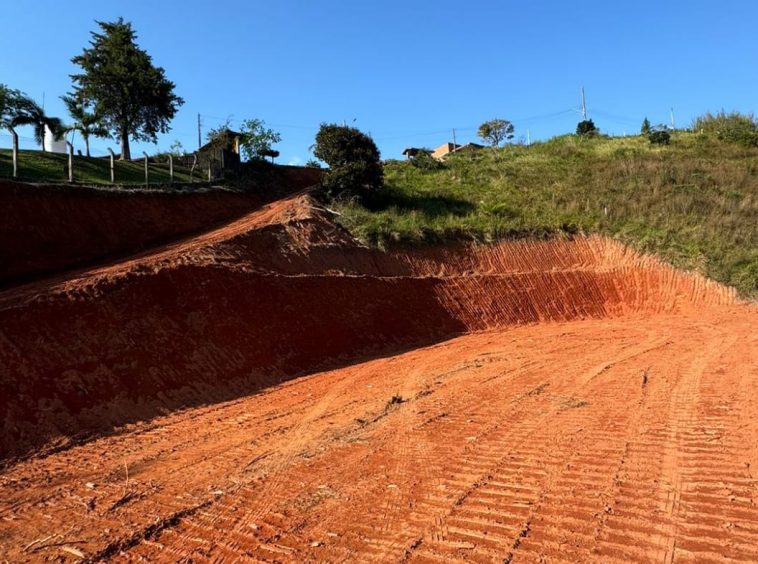 Terreno à venda em Santa Branca - 05