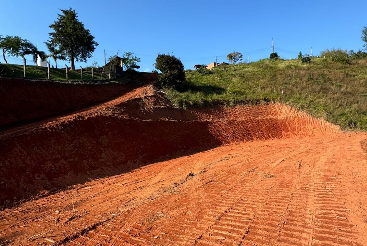 Terreno à venda em Santa Branca - 05